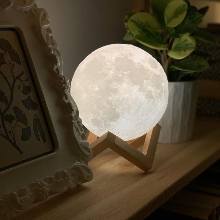 MoonGlow LED-Mondlampe - Magisches Ambientelicht (ab 29,99 €)
